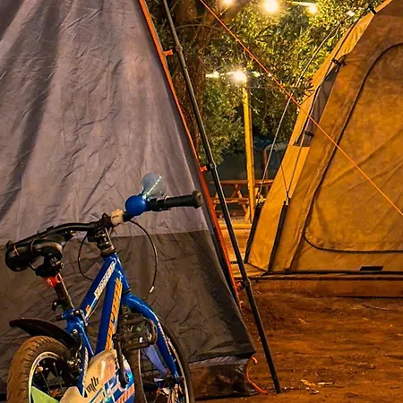 Luxury tent Vamos